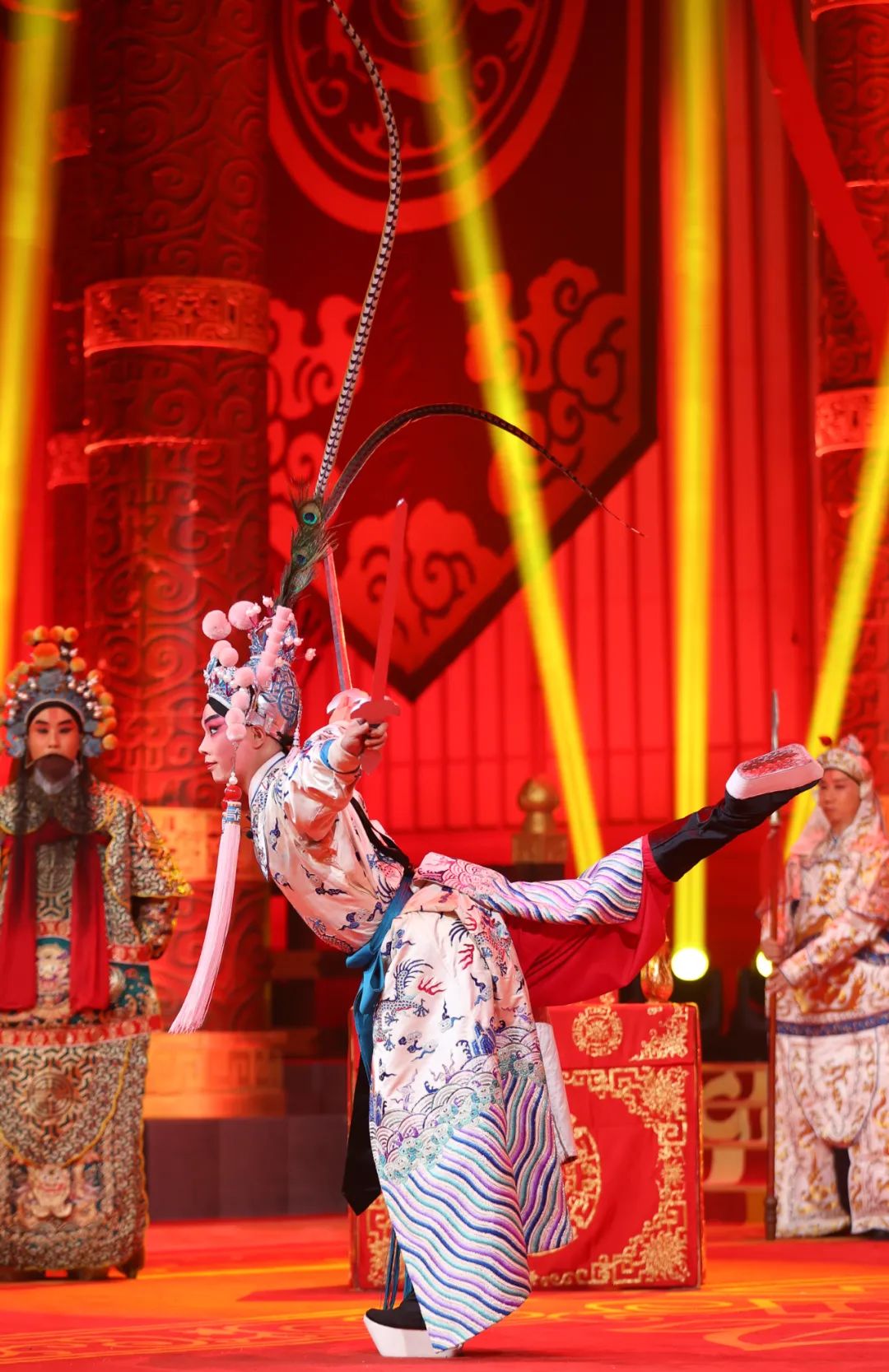 《群英会》满分夺冠,“亚军”终成冠军! 行业新闻 第5张-河南豫剧学校-郑州市戏曲中专学校-河南哪里教豫剧 《群英会》满分夺冠,“亚军”终成冠军! (http://www.xifumi.com/) 行业新闻 第5张