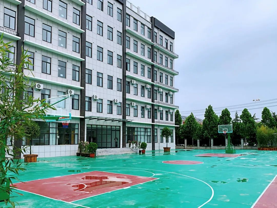 来吧!郑艺更懂你 | 郑州音乐艺术中专2025招生简章 校内新闻 第11张-郑州艺术学校-郑州美术高中-河南省艺术类学校-郑州音乐艺术中专-郑州艺术高中 来吧!郑艺更懂你 | 郑州音乐艺术中专2025招生简章 (http://www.hnyixiao.com/) 校内新闻 第11张